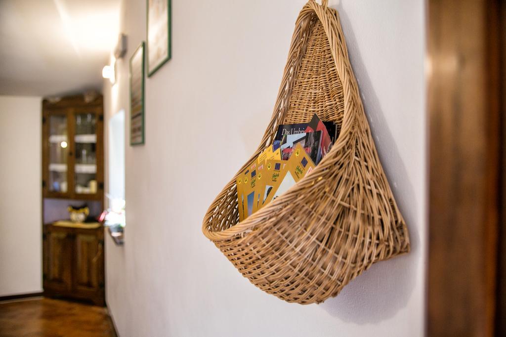 Residence Menotre Rasiglia Zewnętrze zdjęcie